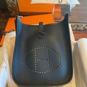 SOLD NIB Hermes TPM Evelyne Noir Amazone